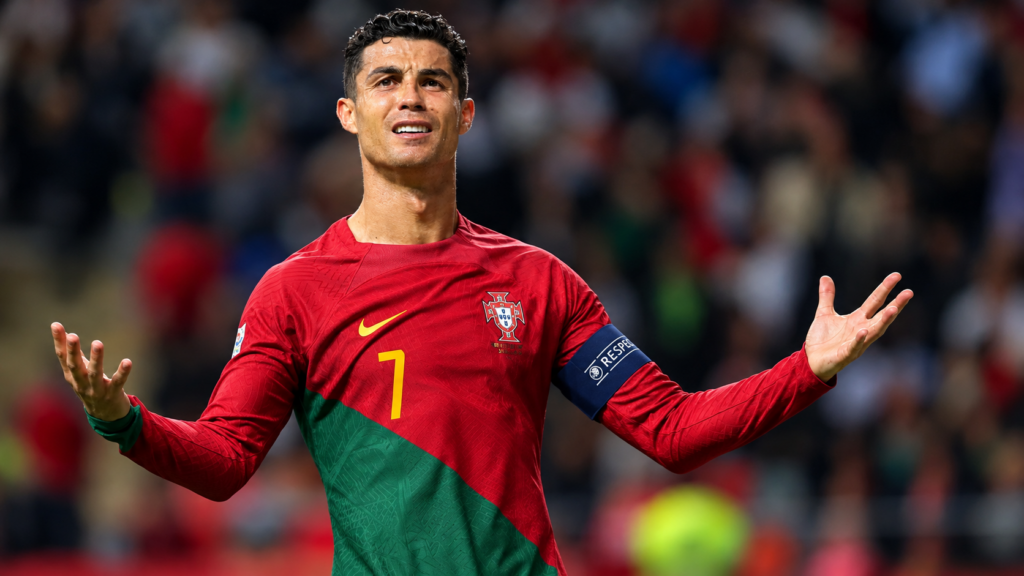 Cristiano Ronaldo, suspendido 30 días y multado tras abandonar la concentración de Portugal