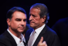 El partido de Flávio Bolsonaro reconoce el triunfo de Lula da Silva