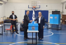 El presidente Isaac Herzog votó en Israel y pidió proteger la democracia en unos comicios clave tras el 7 de octubre