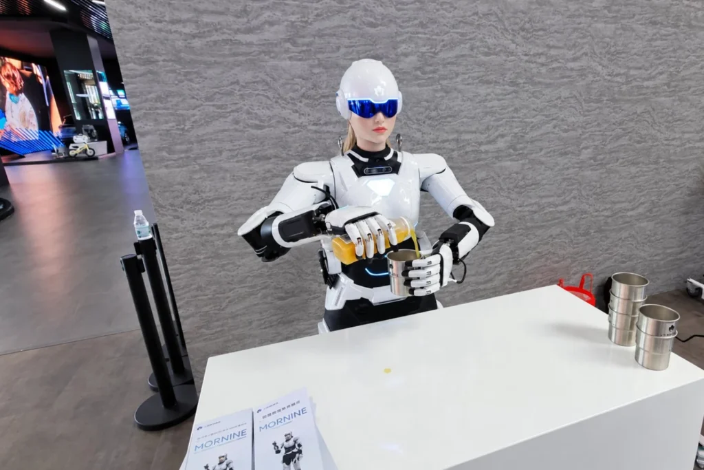 «Mobo»: el robot humanoide con inteligencia artificial