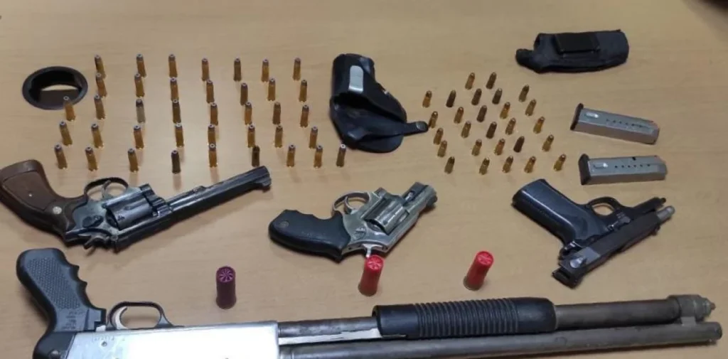 Operativos contra el microtráfico y delitos dejan 287 detenidos y decenas de armas incautadas