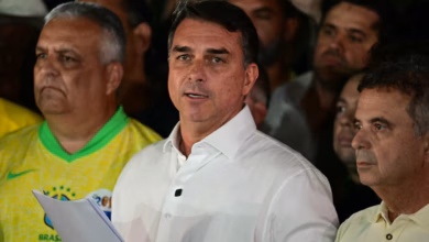 Tensión política en Brasil: Flávio Bolsonaro desconoce el resultado y pedirá la anulación de las elecciones